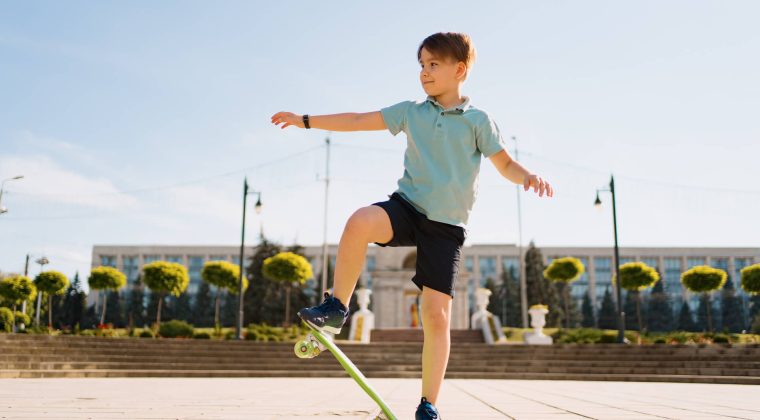 boy-riding-on-skateboard-at-the-street-2021-09-03-13-41-22-utc.jpg