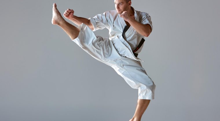 man-in-white-kimono-training-karate-2021-08-26-17-40-56-utc.jpg